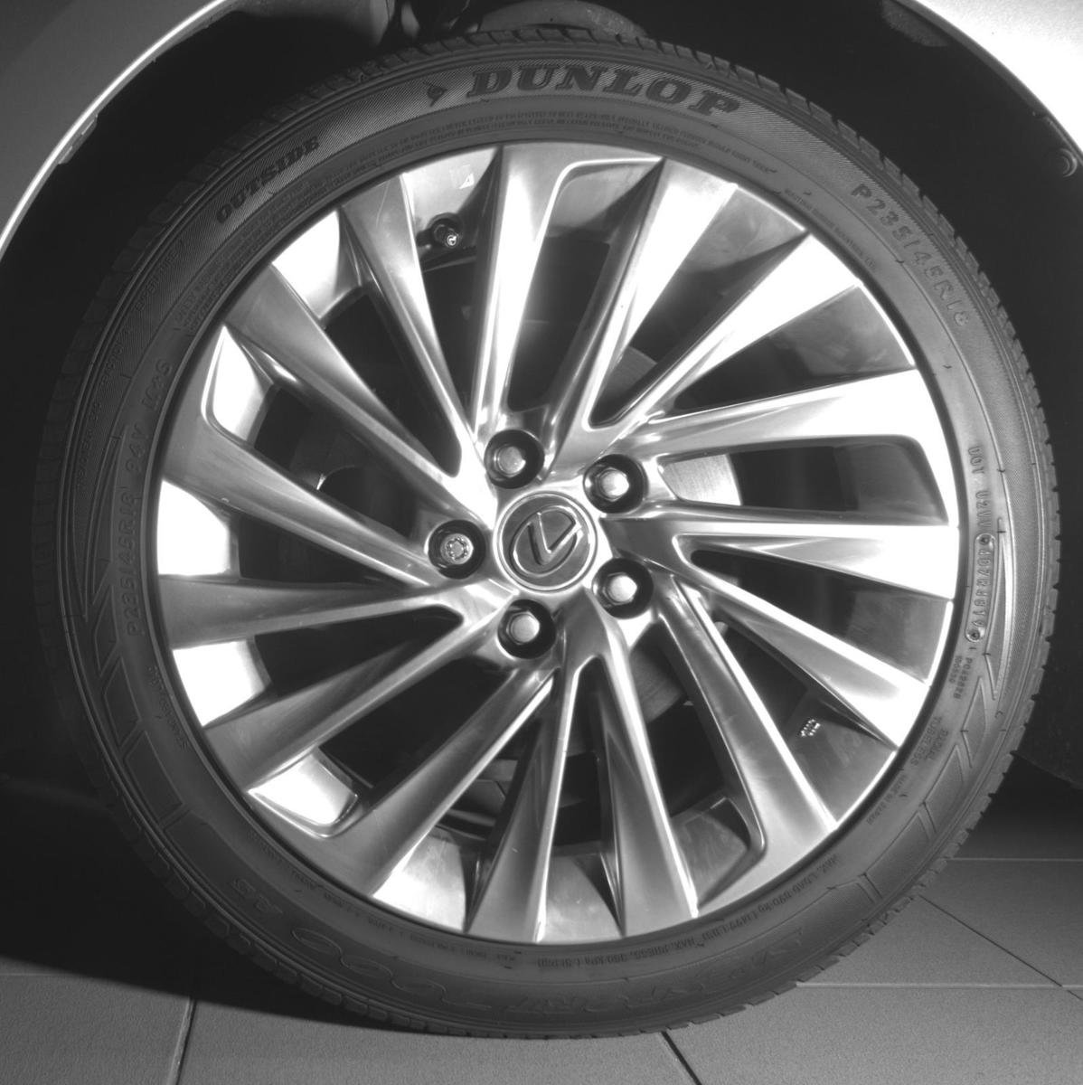 Used 2020 Lexus ES 350 Ultra Luxury w/ Accessory Package 2 image 9