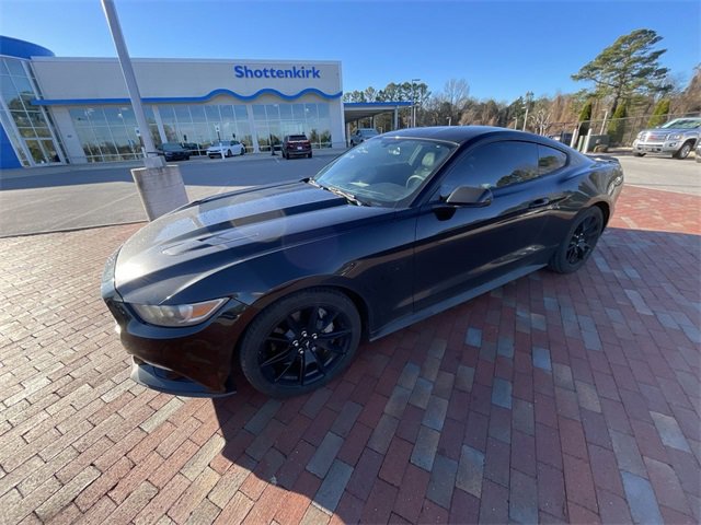 Used 2017 Ford Mustang GT Premium w/ Equipment Group 401A image 24