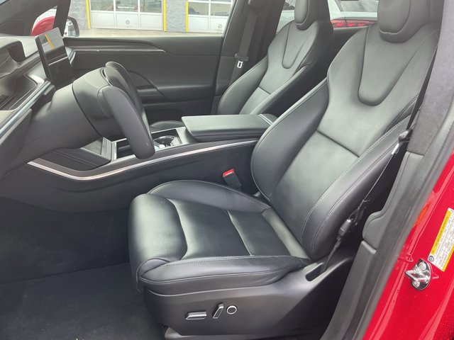 Used 2022 Tesla Model X Plaid image 12