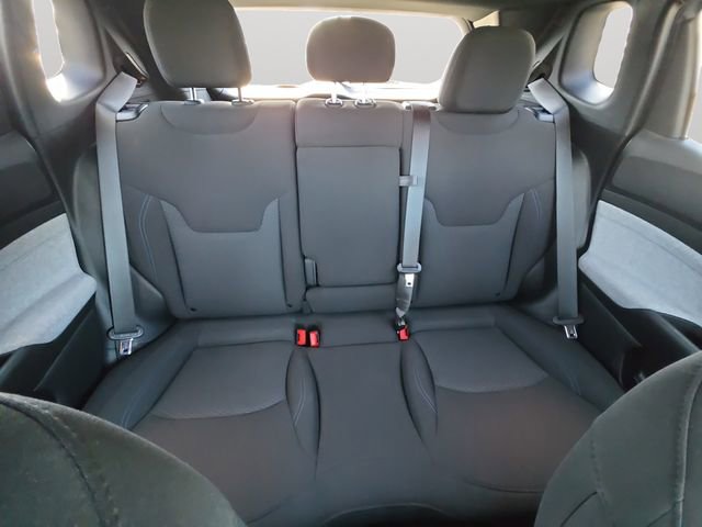 Used 2023 Jeep Compass Sport image 16