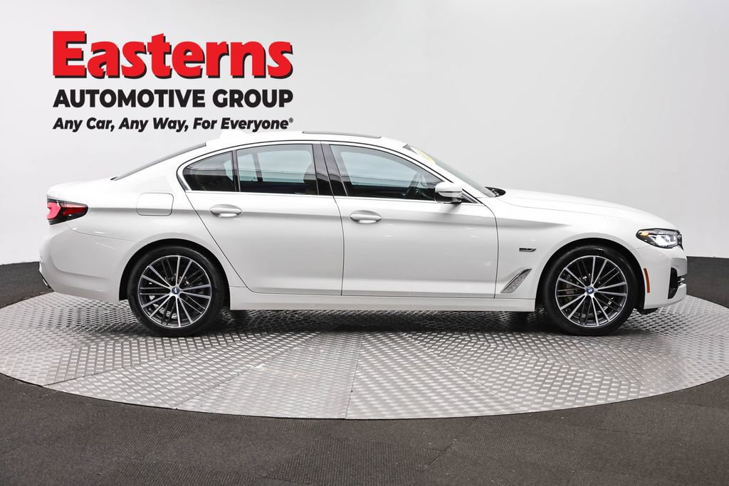 Used 2023 BMW 530e xDrive w/ Convenience Package AWD/4WD image 4