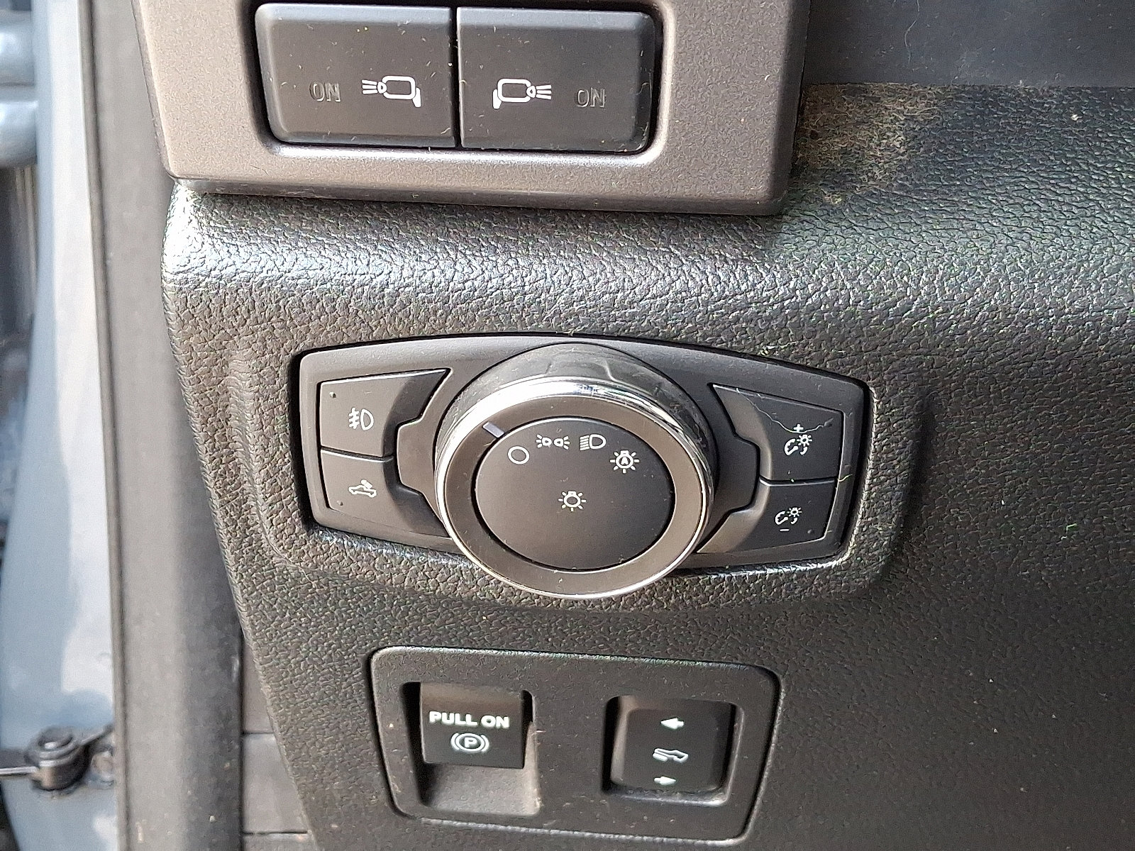 Certified 2020 Ford F150 XLT w/ Equipment Group 302A Luxury image 25