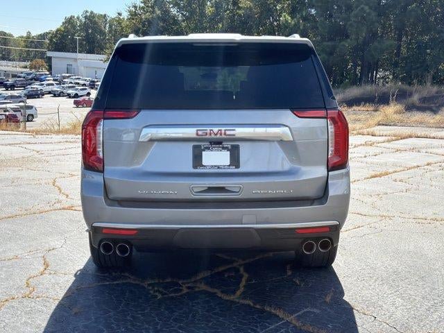 Used 2023 GMC Yukon XL Denali w/ Denali Reserve Package AWD/4WD image 8
