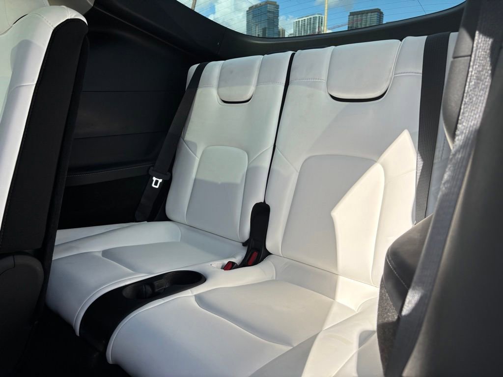 Used 2023 Tesla Model Y Long Range AWD/4WD image 12