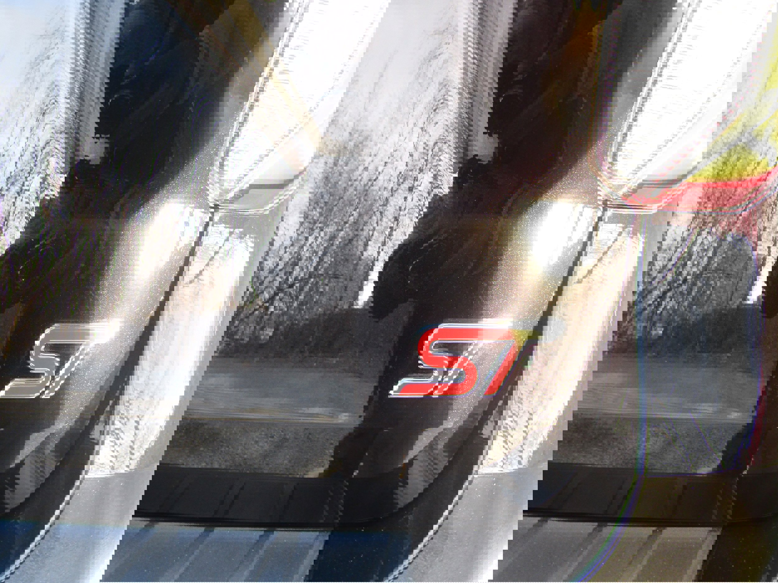 Certified 2022 Ford Explorer ST w/ Equipment Group 401A image 21