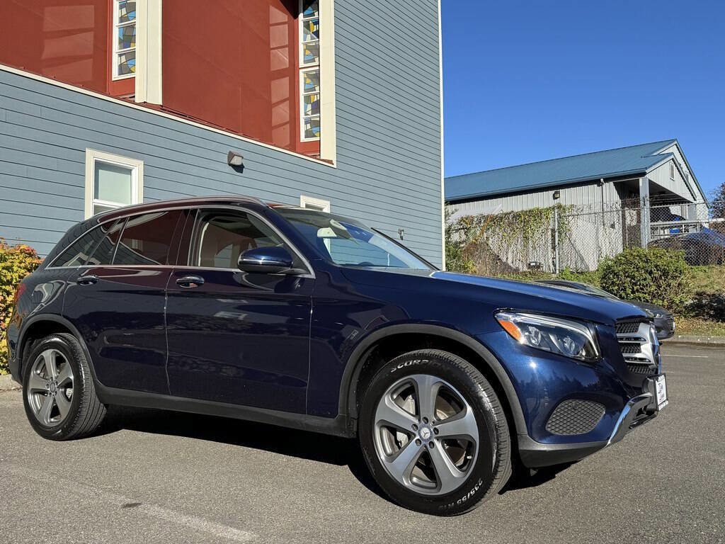 Used 2016 Mercedes-Benz GLC 300 w/ Multimedia Package image 8