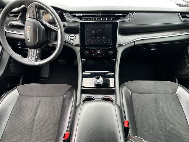 Used 2024 Jeep Grand Cherokee L Laredo image 20