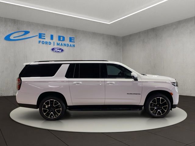 Used 2024 Chevrolet Suburban RST w/ Luxury Package AWD/4WD image 3