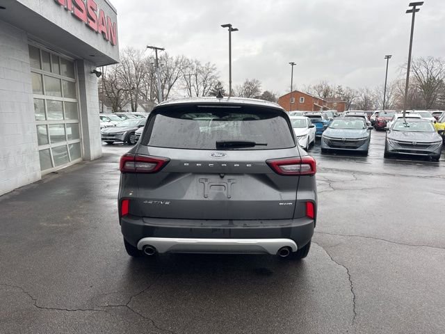 Used 2023 Ford Escape Active AWD/4WD image 3