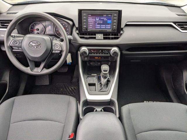 Used 2021 Toyota RAV4 LE image 14