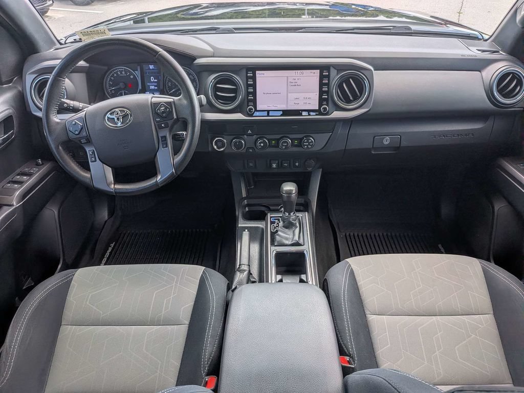 Used 2020 Toyota Tacoma TRD Off-Road AWD/4WD image 14