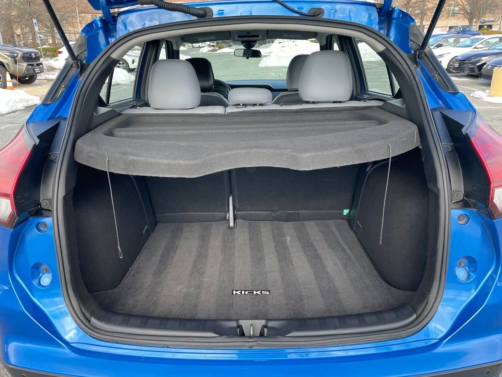 Used 2023 Nissan Kicks SR w/ SR Premium Package image 37