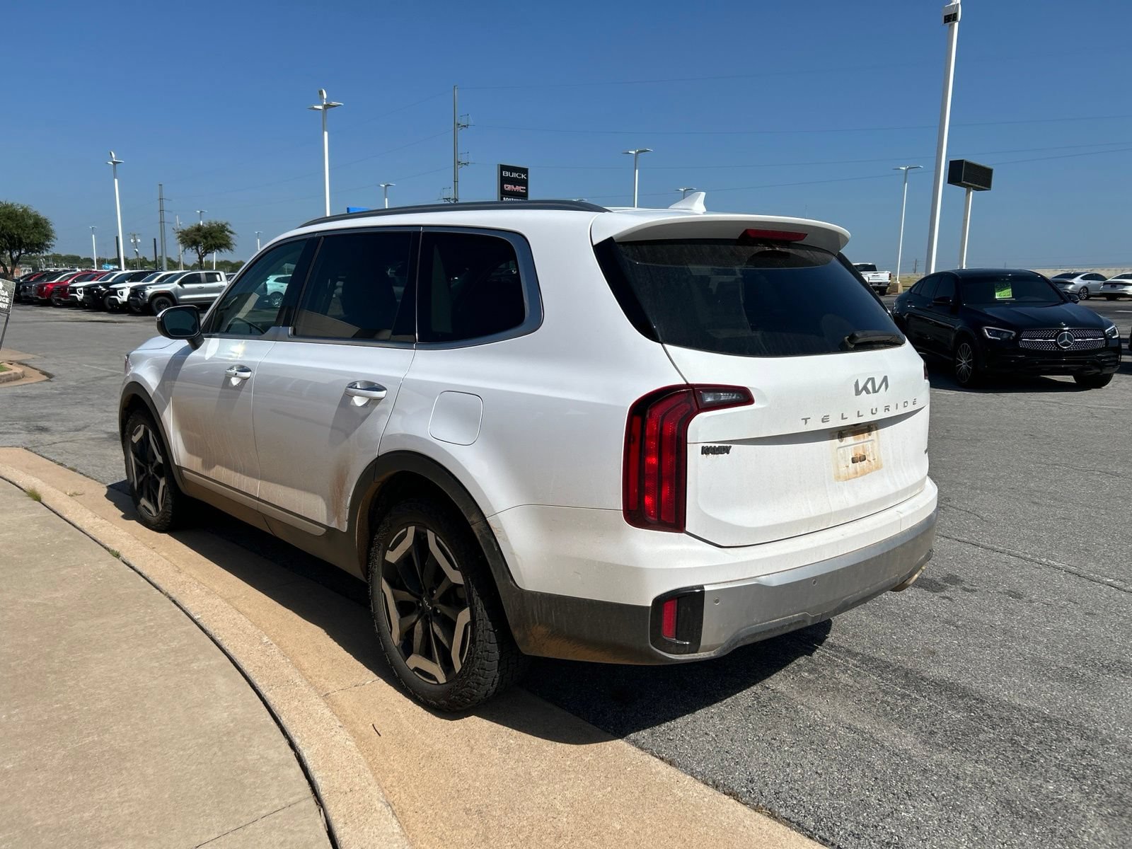 Used 2023 Kia Telluride S w/ S Sunroof Package AWD/4WD image 7