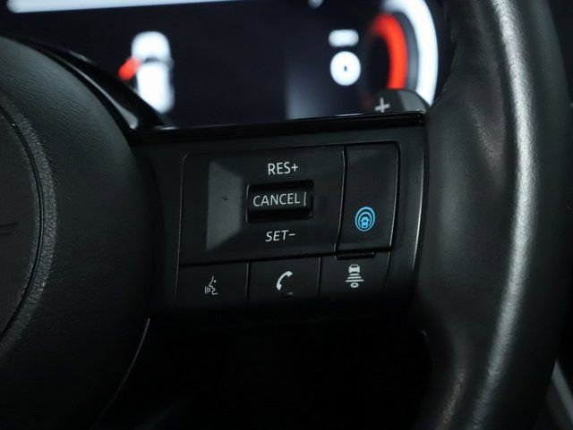 Used 2022 Nissan Rogue Platinum w/ Head-Up Display Package image 25