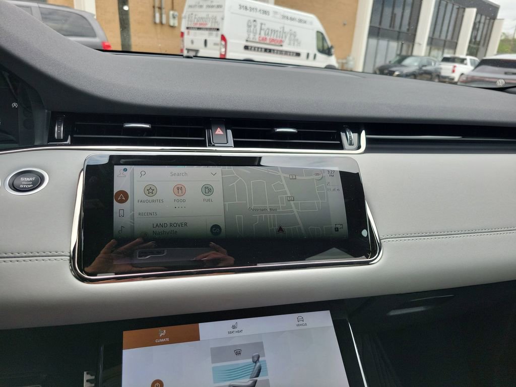 Used 2022 Land Rover Range Rover Evoque R-Dynamic SE image 15