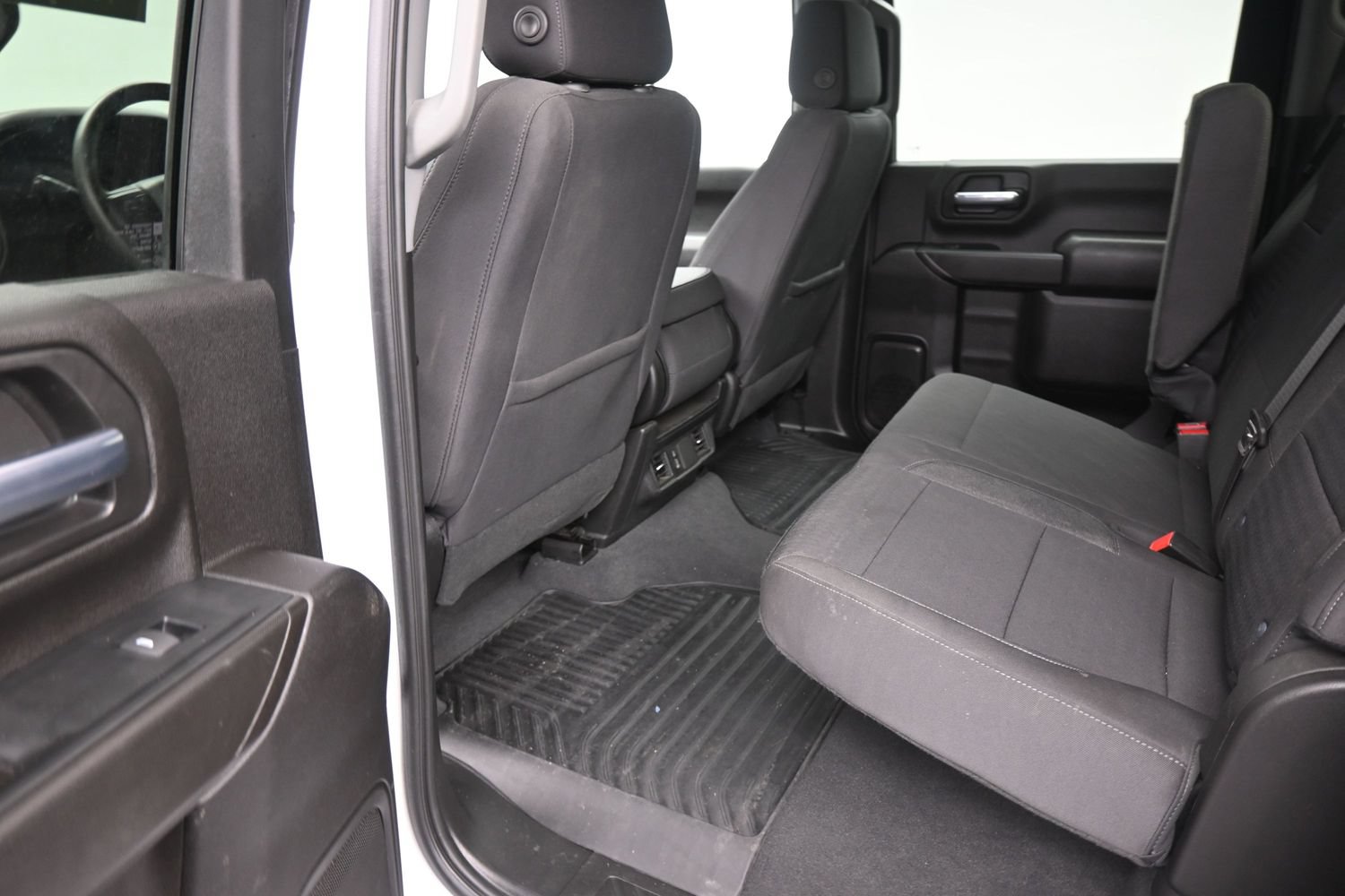 Used 2024 Chevrolet Silverado 2500 Custom w/ Custom Convenience Package AWD/4WD image 17
