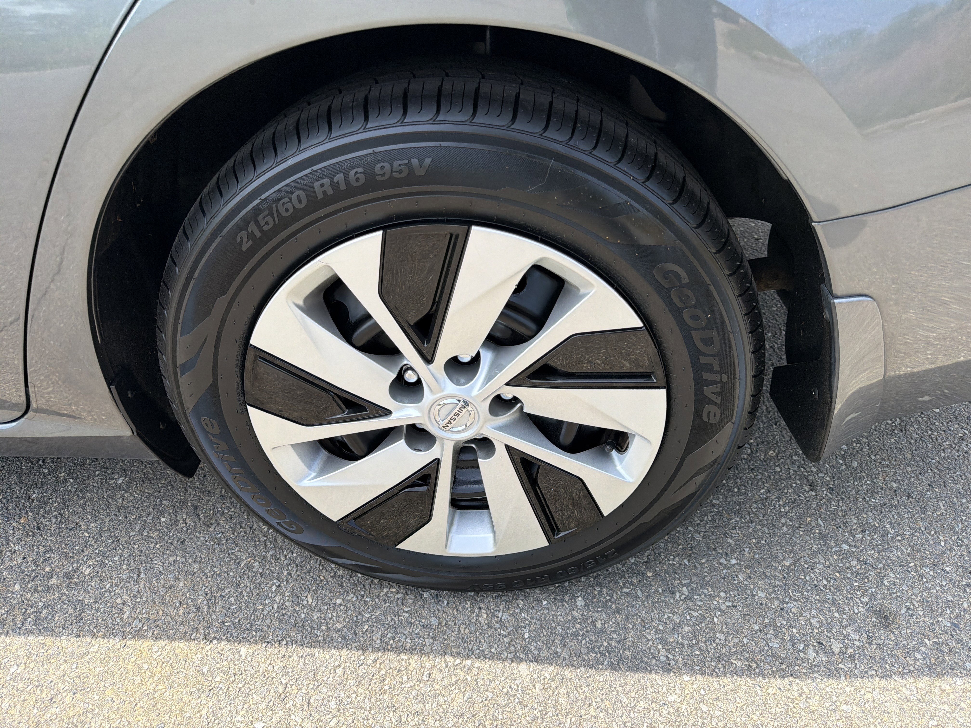 Used 2019 Nissan Altima 2.5 S image 19