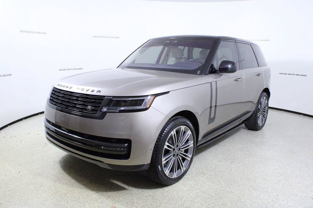 Used 2023 Land Rover Range Rover SE AWD/4WD image 4