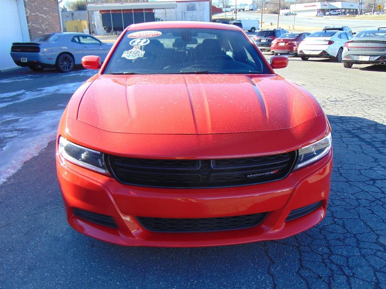 Used 2022 Dodge Charger SXT image 3
