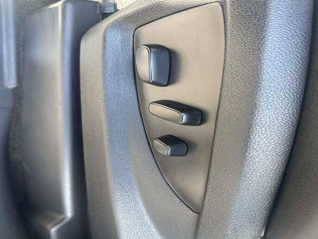 Used 2017 GMC Yukon XL SLT w/ Open Road Package image 26