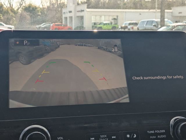 Used 2023 Nissan Armada SV image 22