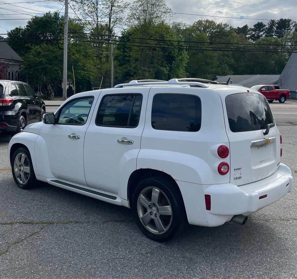 Used 2011 Chevrolet HHR LT w/ LT Preferred Equipment Group image 4