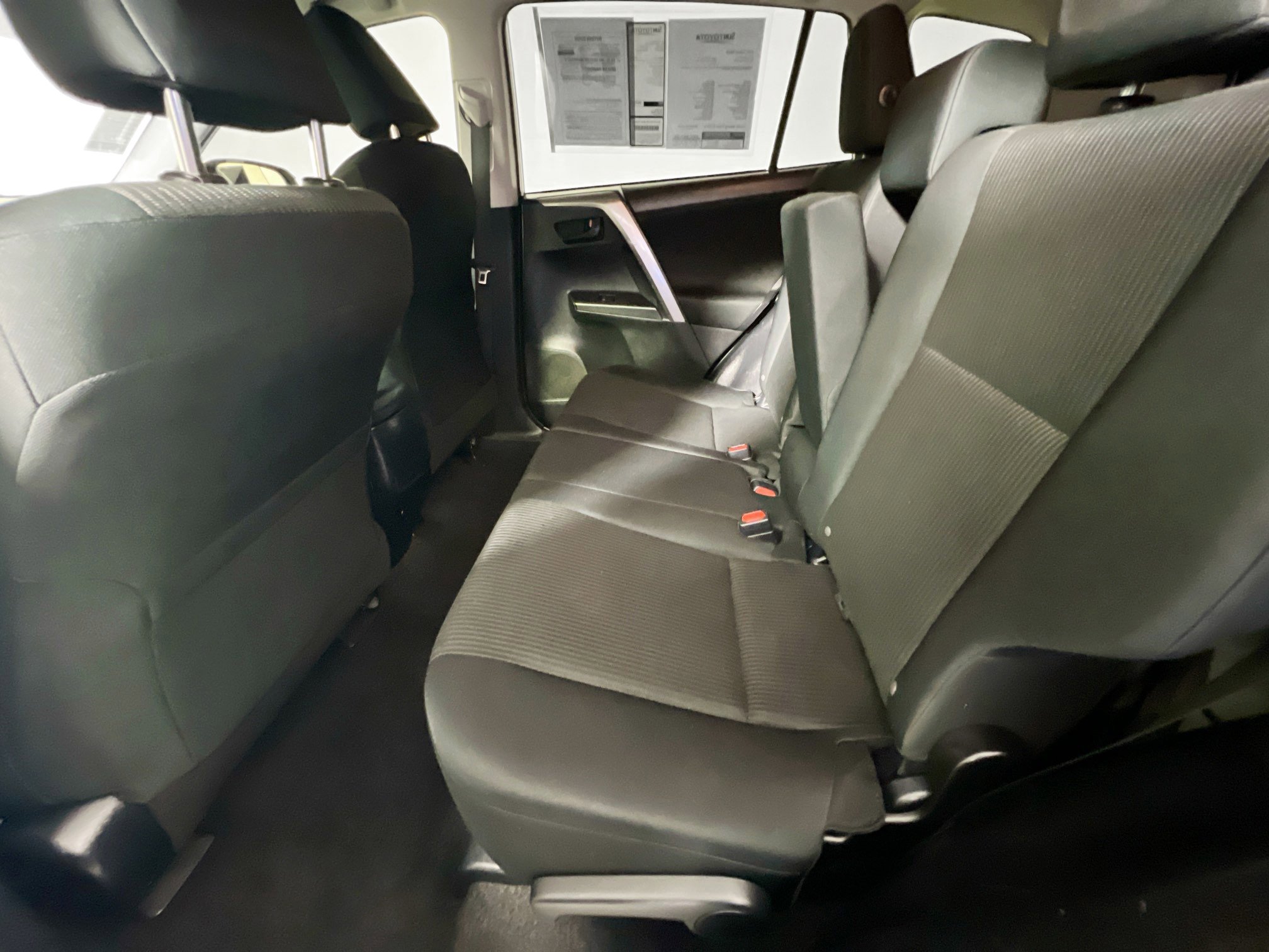 Used 2018 Toyota RAV4 LE image 26