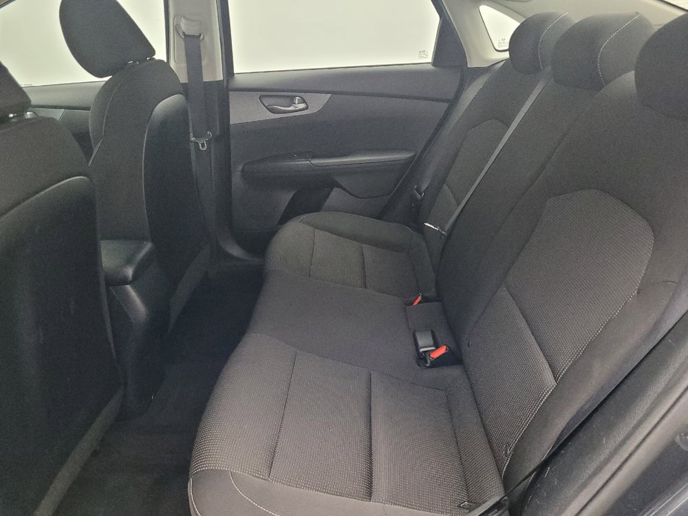 Used 2020 Kia Forte LXS FWD image 18