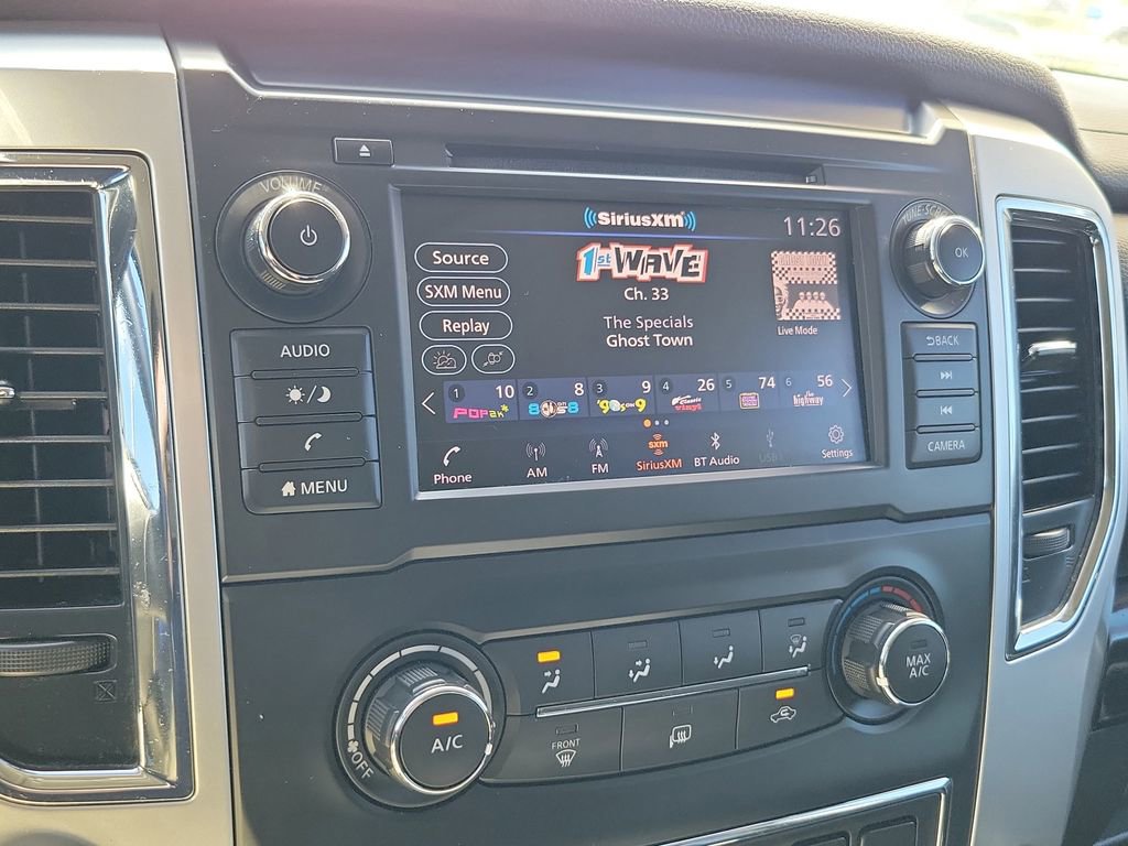 Used 2019 Nissan Titan SV image 29