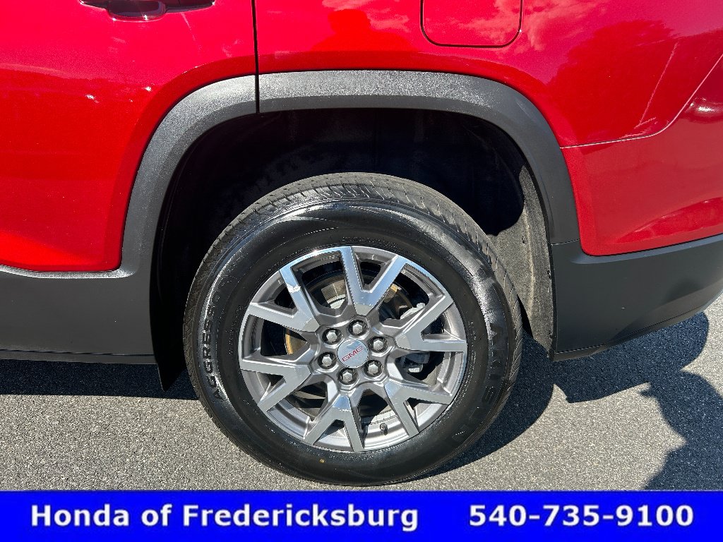 Used 2022 GMC Acadia SLT w/ Technology Package AWD/4WD image 37