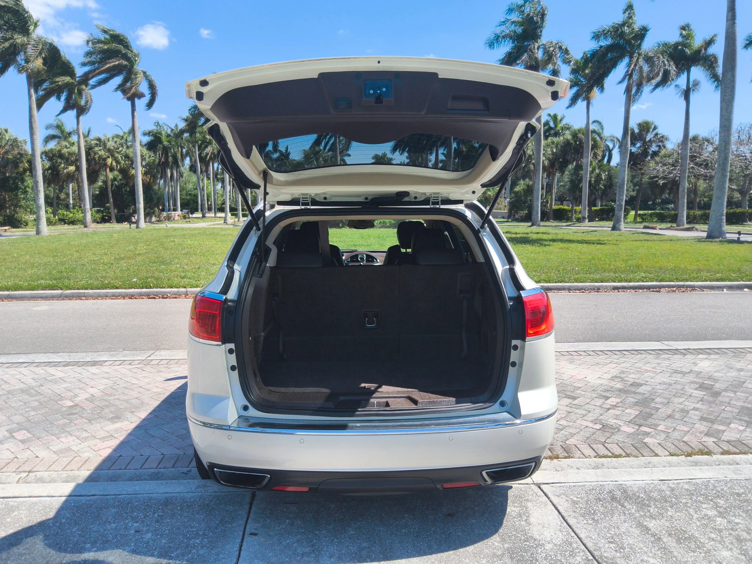 Used 2014 Buick Enclave Premium w/ Trailering Provision Package FWD image 49