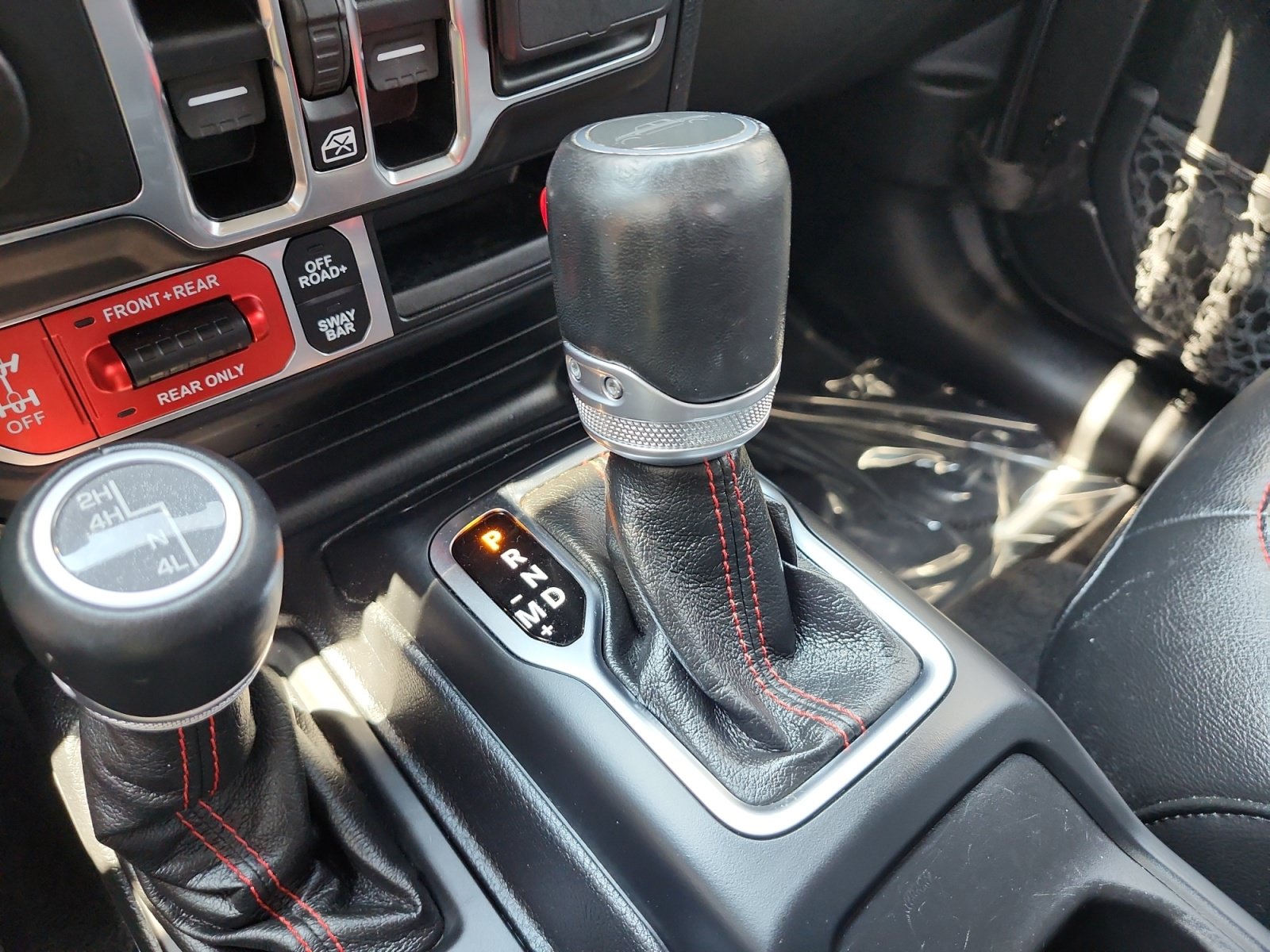 Used 2021 Jeep Gladiator Rubicon AWD/4WD image 24