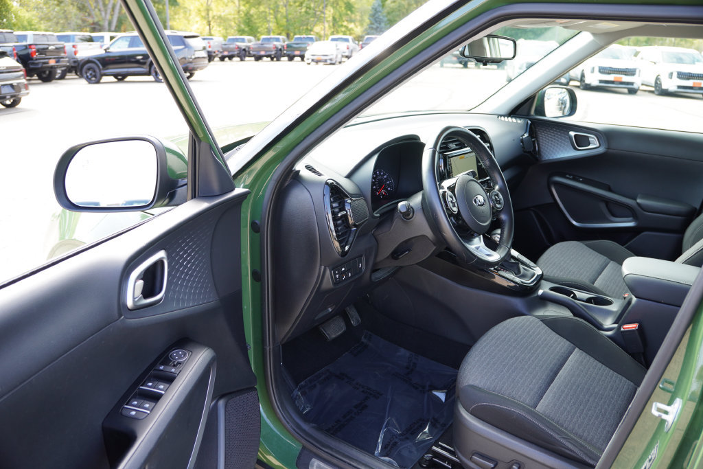 Used 2020 Kia Soul EX FWD image 14