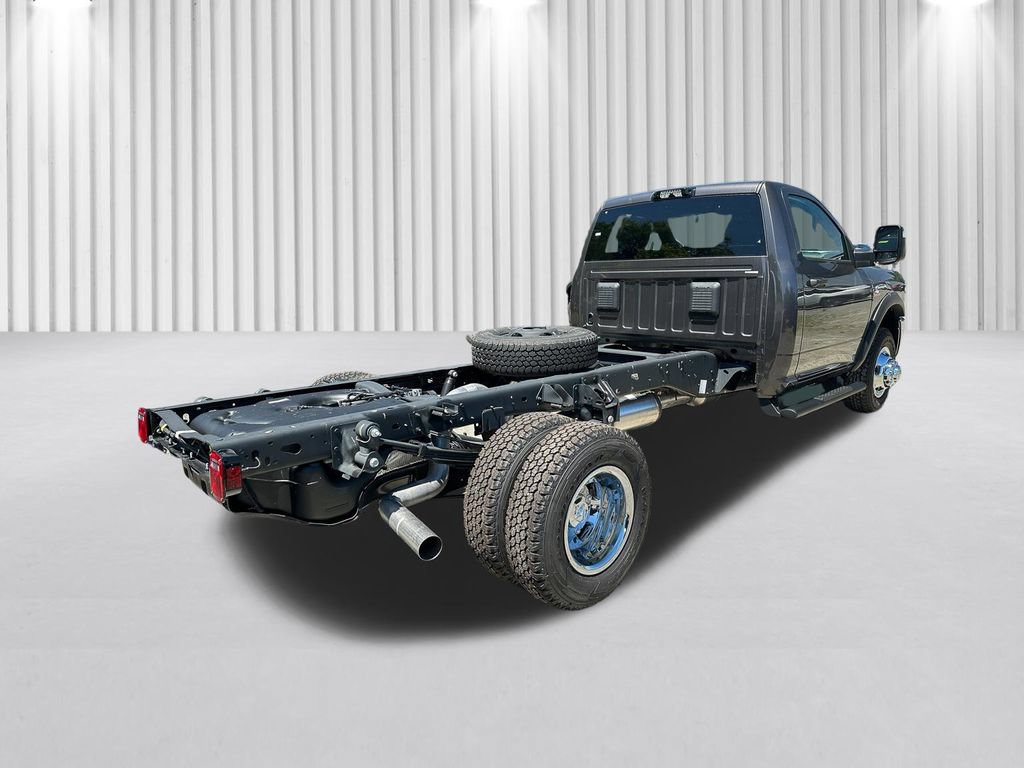 New 2026 RAM 3500 Tradesman AWD/4WD image 5