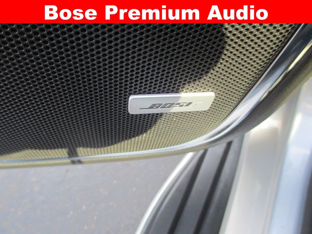 Used 2018 Chevrolet Suburban Premier image 21