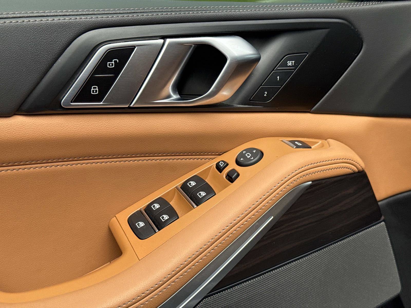 Used 2024 BMW X5 xDrive40i w/ M Sport Package image 20