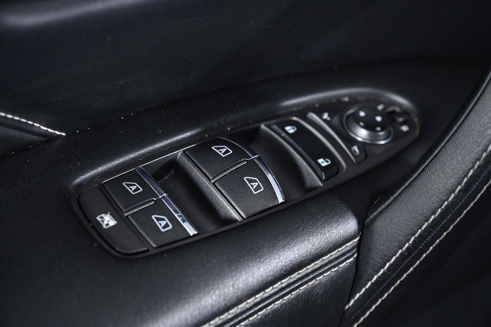 Used 2021 INFINITI QX80 Premium Select w/ All-Season Package AWD/4WD image 22