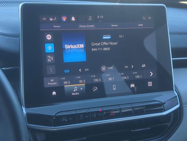 Used 2022 Jeep Compass Limited w/ Sun and Sound Group image 17