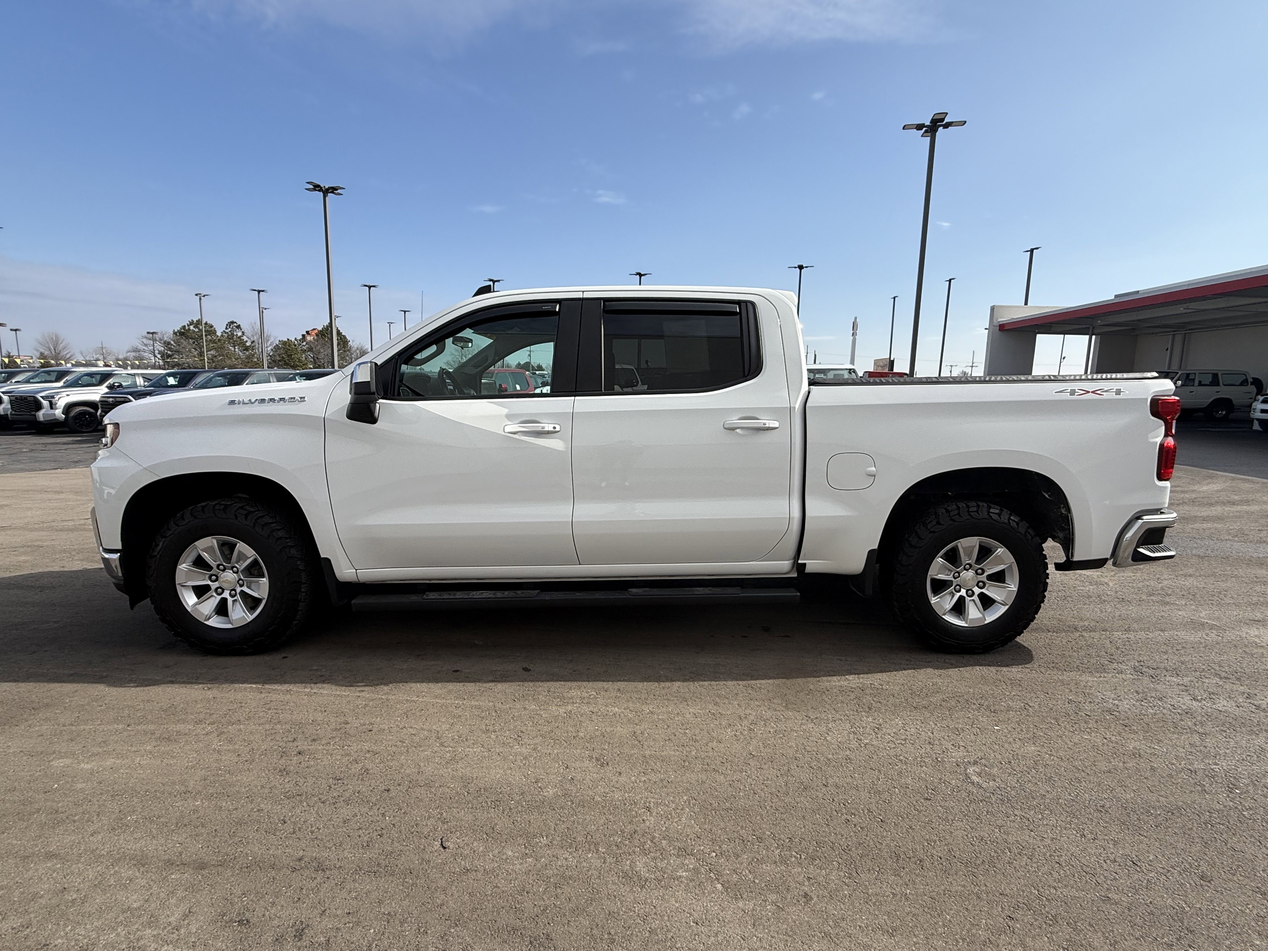 Used 2019 Chevrolet Silverado 1500 LT w/ All-Star Edition image 18
