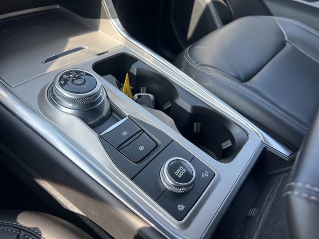 Certified 2022 Ford Explorer XLT w/ Equipment Group 202A image 15