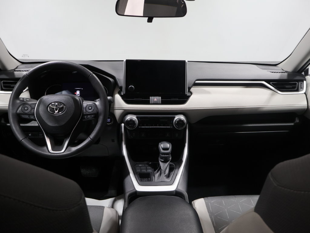 Used 2024 Toyota RAV4 XLE w/ Convenience Package AWD/4WD image 18