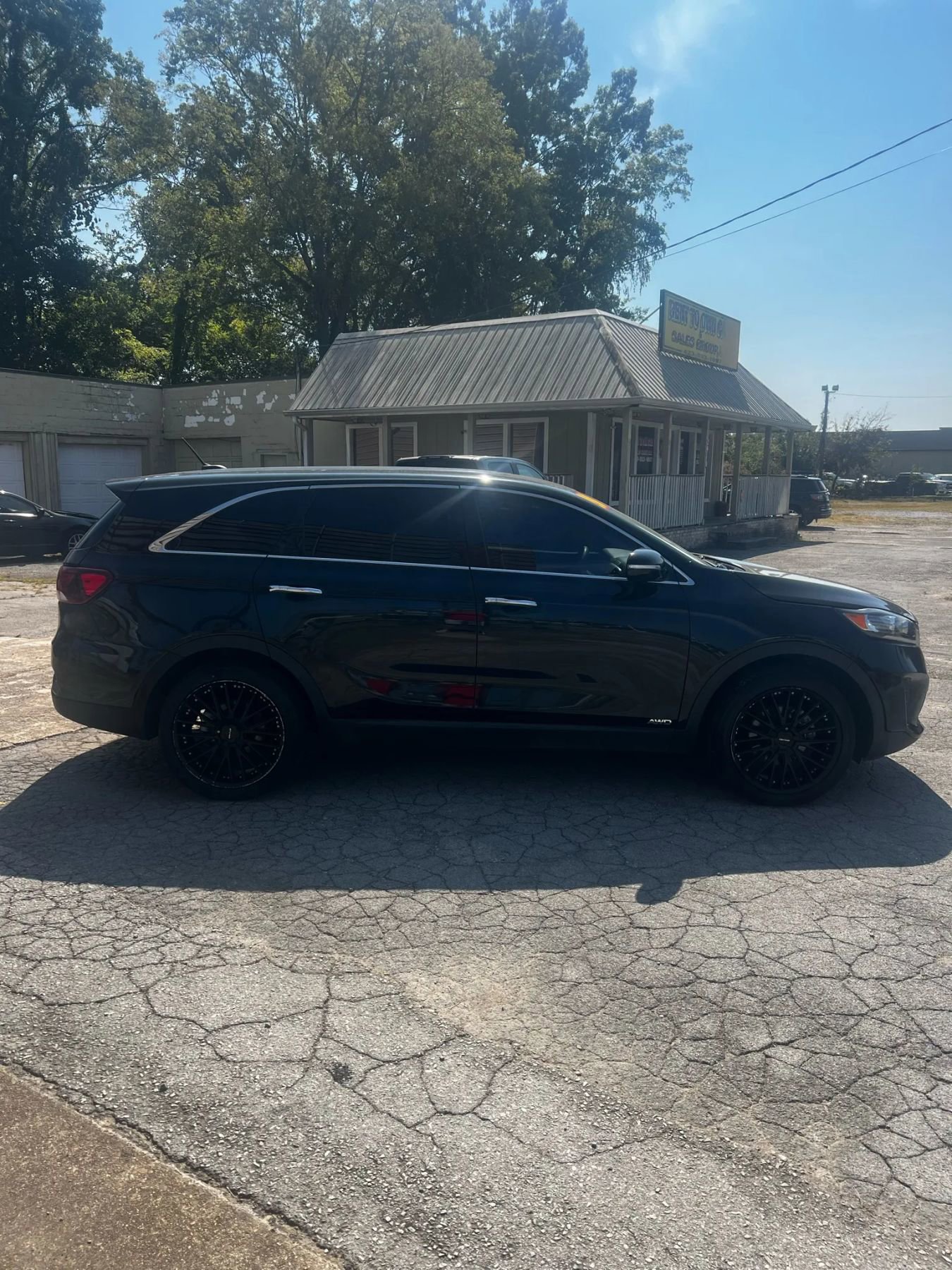 Used 2020 Kia Sorento AWD V6 image 5