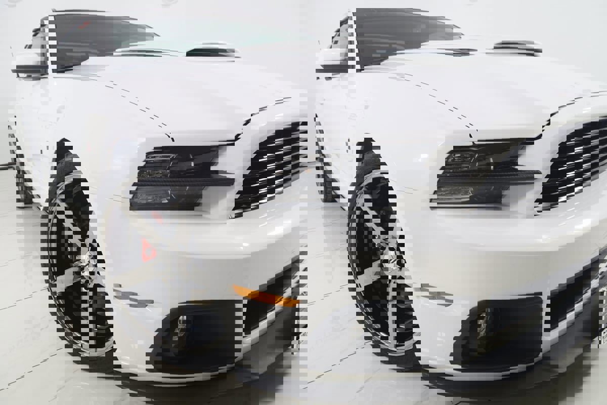 Used 2014 Ford Mustang GT w/ Equipment Group 301A image 15