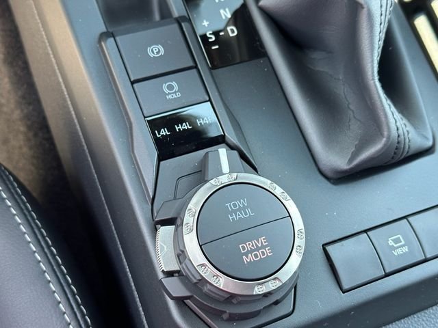 New 2026 Toyota 4Runner Limited AWD/4WD image 21