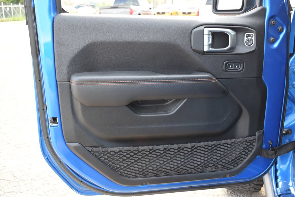Used 2021 Jeep Gladiator Mojave AWD/4WD image 9