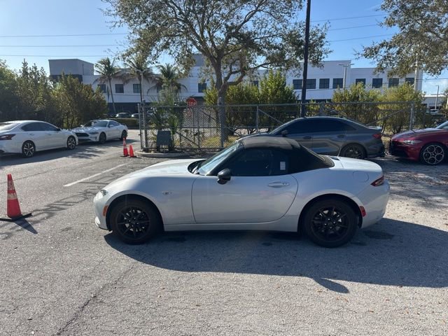 Used 2019 MAZDA MX-5 Miata Sport w/ I-ACTIVSENSE Sport Package image 6