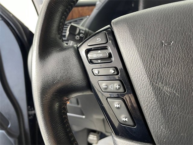 Used 2021 Nissan Armada SL w/ Captain's Chairs Package image 12