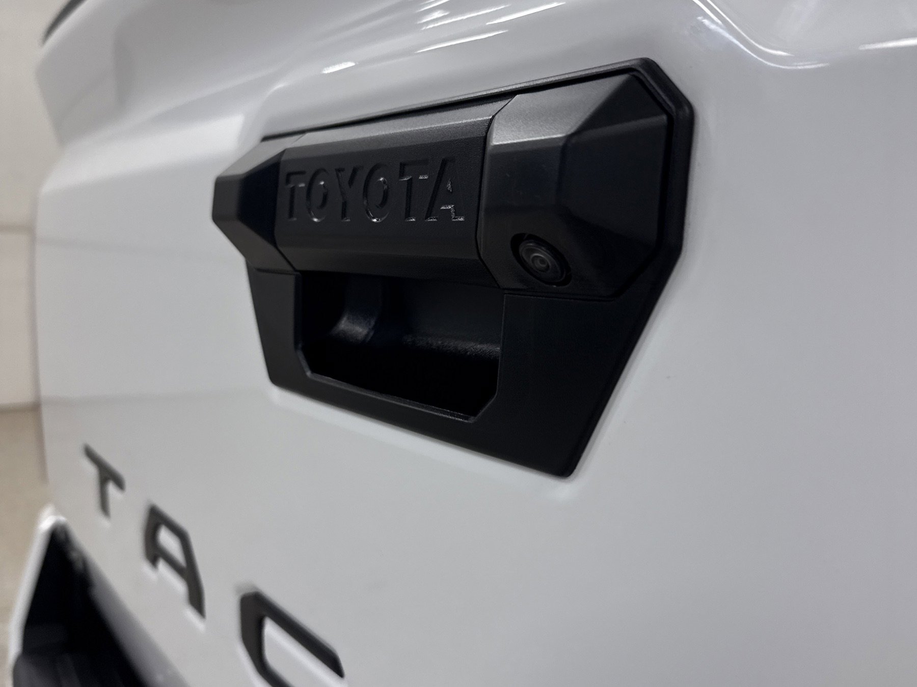 Used 2025 Toyota Tacoma SR5 image 20