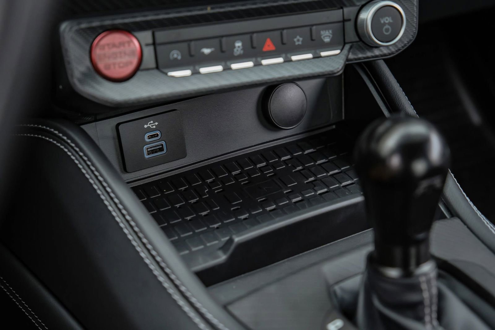 Used 2024 Ford Mustang GT Premium w/ GT Performance Package RWD image 35