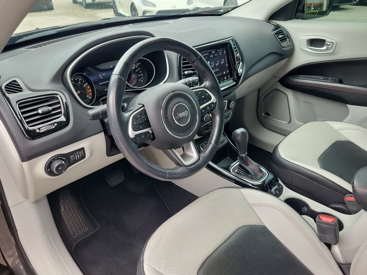 Used 2021 Jeep Compass Limited w/ Sun and Sound Group FWD image 15